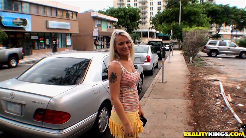 Street picked-up girls blowjobs porn movies and pictures
