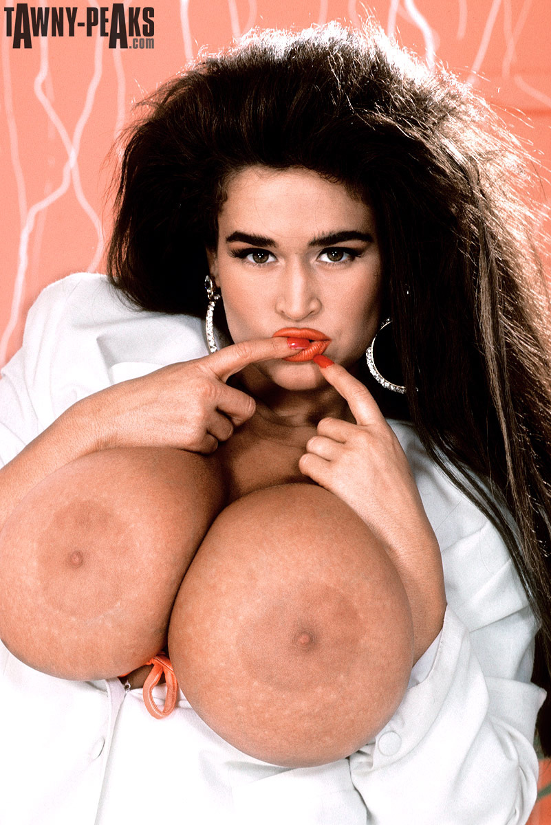 Huge boob big tit busty girl photos