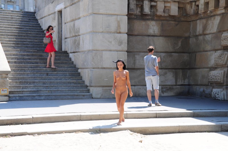 Europe Nudist Feature Film - Free Porn Samples of NIP-Activity - Happy Naked In Public ...